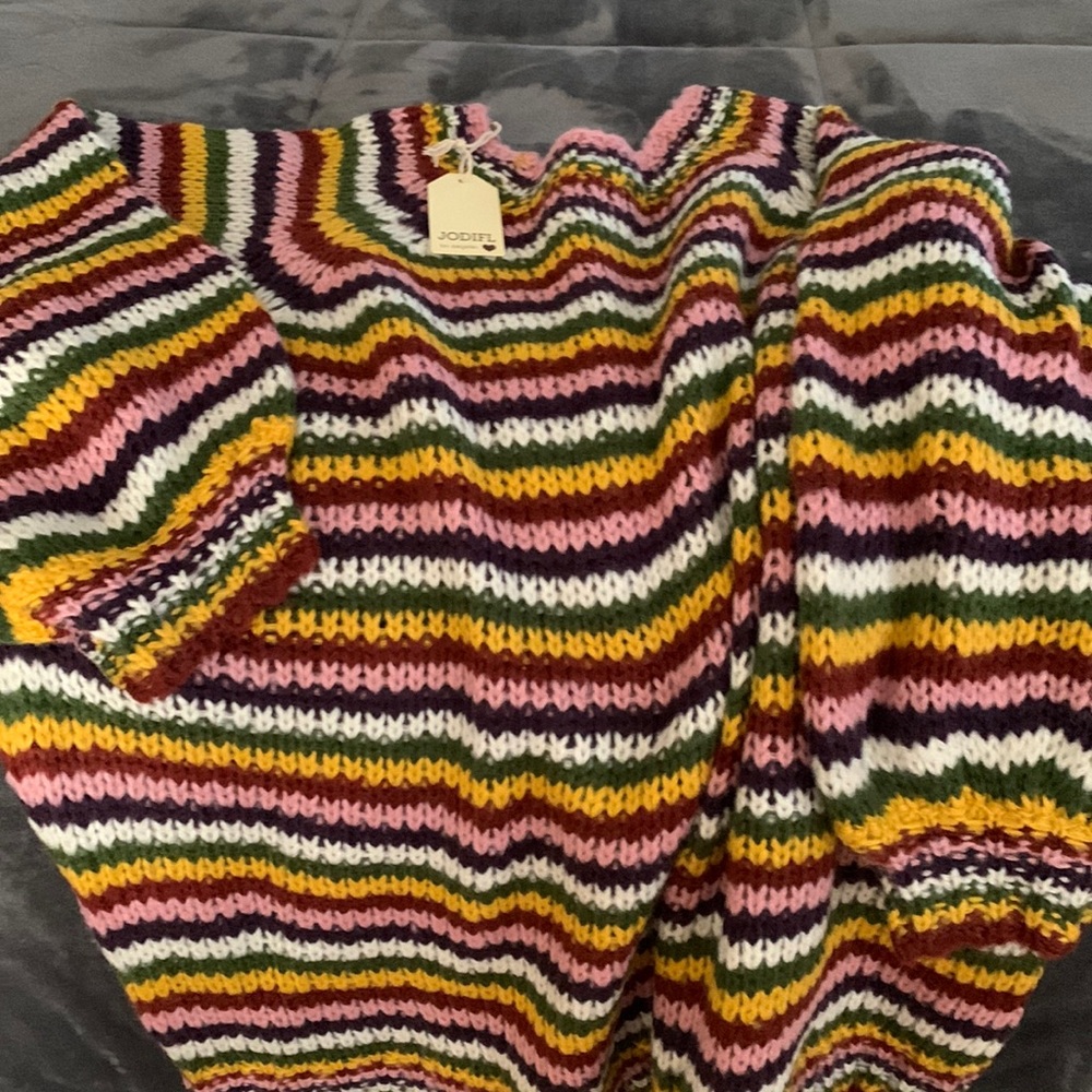 Tricolor sweater. Size is medium but fits like large